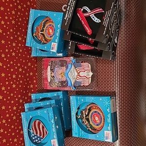 10 Patriotic Holiday Christmas Ornaments